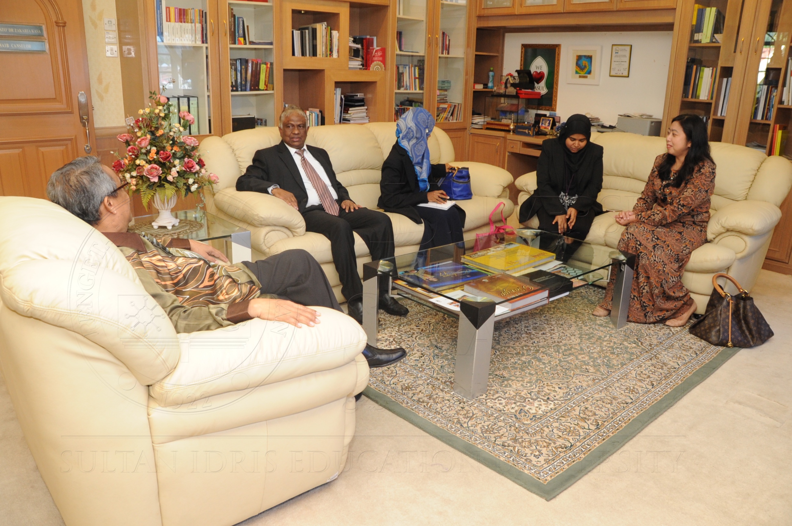 PRO16 7 Maldives HAS 8221